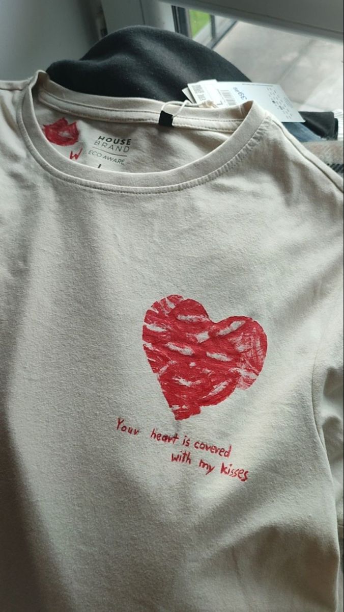 Shirts and t-shirts